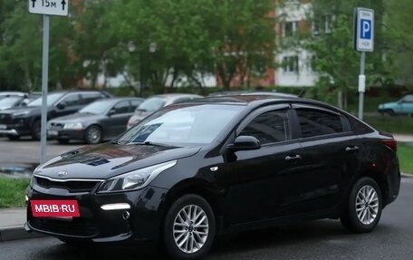 KIA Rio IV, 2018 год, 1 250 000 рублей, 2 фотография