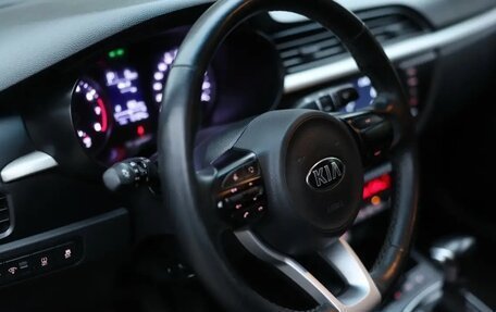 KIA Rio IV, 2018 год, 1 250 000 рублей, 8 фотография