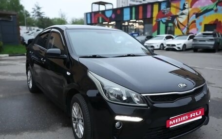 KIA Rio IV, 2018 год, 1 250 000 рублей, 3 фотография