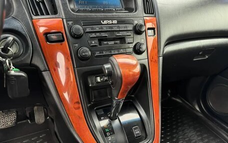 Lexus RX IV рестайлинг, 2002 год, 800 000 рублей, 13 фотография