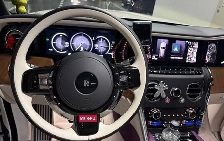 Rolls-Royce Cullinan, 2025 год, 62 700 000 рублей, 9 фотография