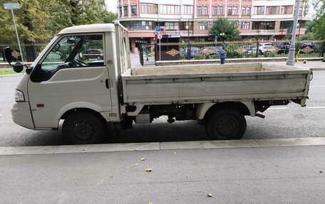 Mazda Bongo IV, 2017 год, 1 450 000 рублей, 2 фотография