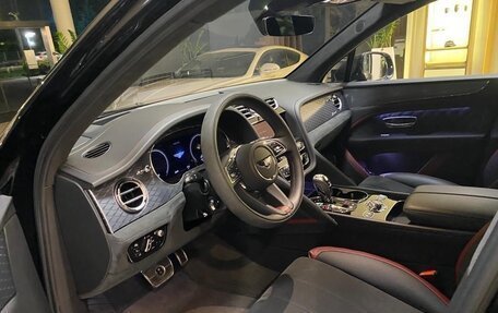 Bentley Bentayga I, 2021 год, 24 000 000 рублей, 5 фотография