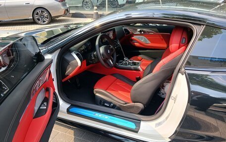BMW 8 серия, 2025 год, 13 810 000 рублей, 18 фотография