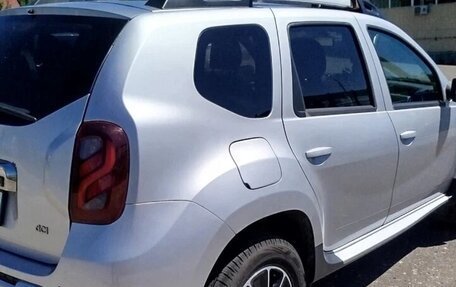 Renault Duster I рестайлинг, 2017 год, 925 000 рублей, 3 фотография