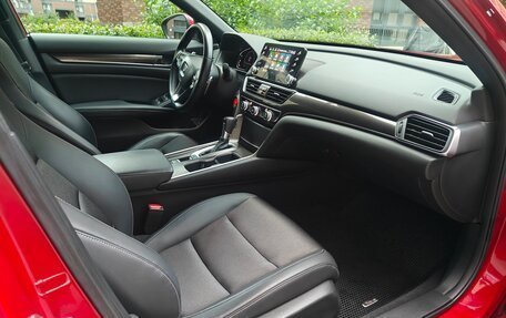 Honda Accord IX рестайлинг, 2017 год, 2 250 000 рублей, 6 фотография