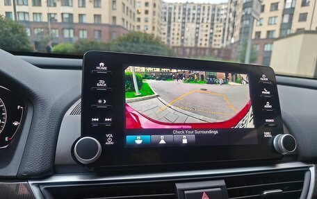 Honda Accord IX рестайлинг, 2017 год, 2 250 000 рублей, 17 фотография