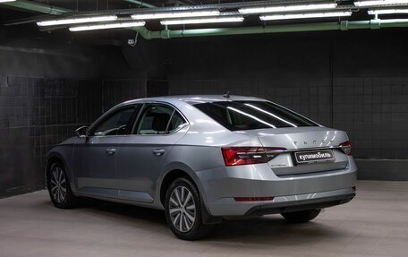 Skoda Superb III рестайлинг, 2021 год, 1 998 000 рублей, 6 фотография
