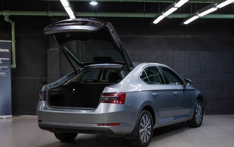 Skoda Superb III рестайлинг, 2021 год, 1 998 000 рублей, 8 фотография