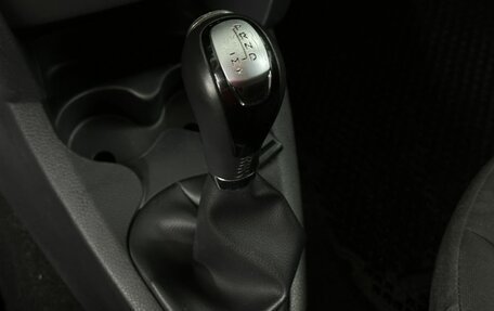 Renault Logan II, 2019 год, 999 777 рублей, 24 фотография