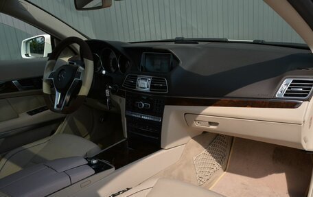Mercedes-Benz E-Класс, 2013 год, 1 999 888 рублей, 22 фотография