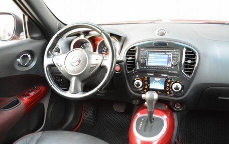 Nissan Juke II, 2012 год, 899 888 рублей, 12 фотография