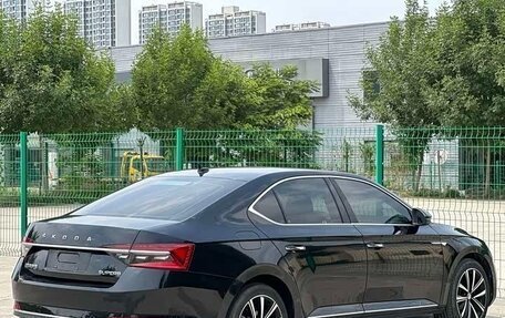 Skoda Superb III рестайлинг, 2023 год, 2 058 000 рублей, 6 фотография