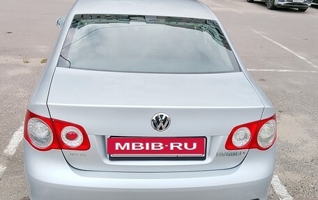 Volkswagen Jetta VI, 2010 год, 460 000 рублей, 2 фотография