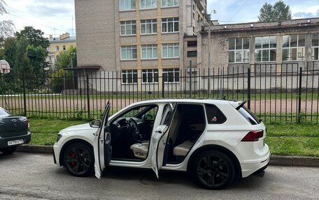 Volkswagen Tiguan II, 2019 год, 3 280 000 рублей, 6 фотография