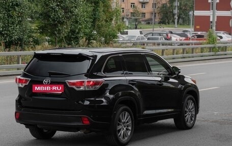 Toyota Highlander III, 2014 год, 2 800 000 рублей, 6 фотография