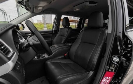 Toyota Highlander III, 2014 год, 2 800 000 рублей, 11 фотография
