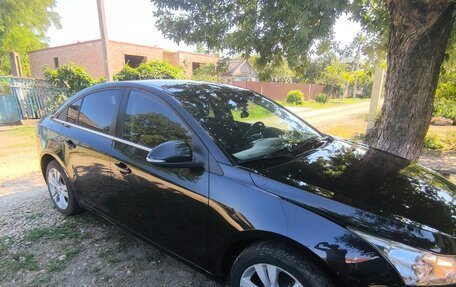 Chevrolet Cruze II, 2014 год, 950 000 рублей, 3 фотография