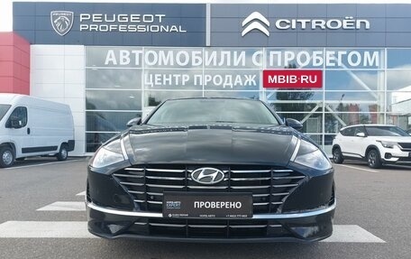 Hyundai Sonata VIII, 2019 год, 2 380 000 рублей, 2 фотография