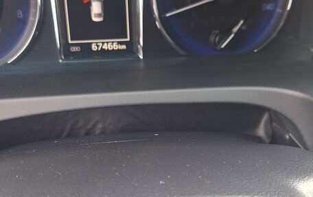 Toyota Camry, 2017 год, 2 950 000 рублей, 4 фотография