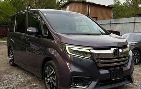 Honda Stepwgn IV, 2021 год, 1 930 000 рублей, 1 фотография