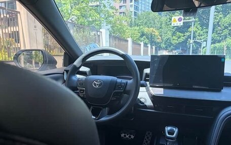 Toyota Camry, 2025 год, 3 450 800 рублей, 9 фотография