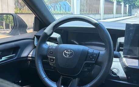Toyota Camry, 2025 год, 3 450 800 рублей, 11 фотография