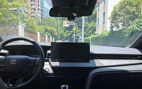 Toyota Camry, 2025 год, 3 450 800 рублей, 13 фотография