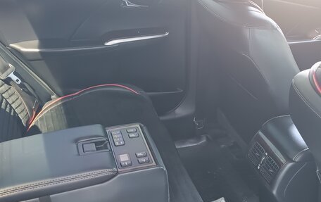 Toyota Camry, 2017 год, 2 200 000 рублей, 5 фотография