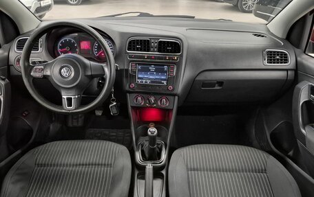 Volkswagen Polo VI (EU Market), 2011 год, 565 000 рублей, 9 фотография
