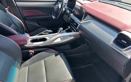 Geely Coolray I, 2022 год, 1 399 000 рублей, 28 фотография