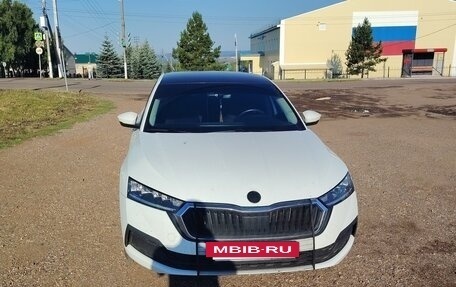 Skoda Octavia IV, 2021 год, 2 150 000 рублей, 2 фотография