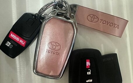 Toyota Camry, 2020 год, 3 050 000 рублей, 9 фотография
