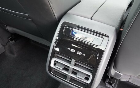 Volkswagen Tiguan, 2026 год, 4 990 000 рублей, 24 фотография