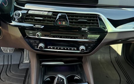 BMW 5 серия, 2019 год, 4 210 000 рублей, 8 фотография