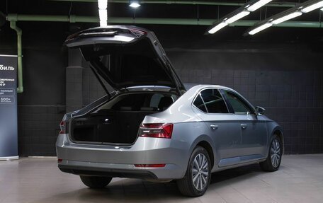 Skoda Superb III рестайлинг, 2021 год, 1 998 000 рублей, 8 фотография