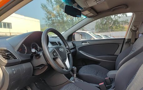 Hyundai Solaris II рестайлинг, 2015 год, 920 000 рублей, 20 фотография