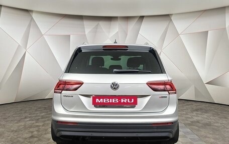 Volkswagen Tiguan II, 2019 год, 2 575 000 рублей, 8 фотография
