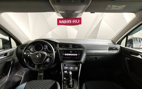 Volkswagen Tiguan II, 2019 год, 2 575 000 рублей, 14 фотография