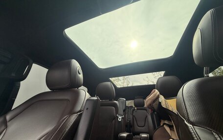 Mercedes-Benz V-Класс, 2019 год, 7 200 000 рублей, 2 фотография