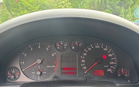 Audi A6, 1998 год, 530 000 рублей, 22 фотография
