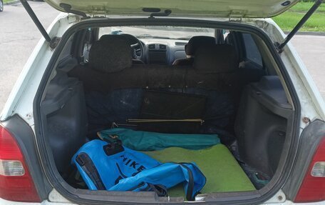 Mazda 323, 2000 год, 150 000 рублей, 16 фотография