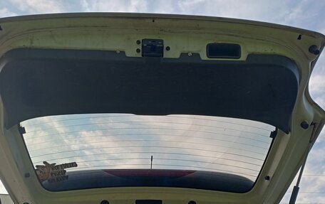 Mazda 323, 2000 год, 150 000 рублей, 17 фотография