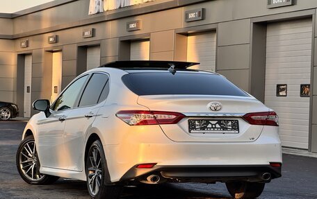 Toyota Camry, 2022 год, 2 750 000 рублей, 3 фотография