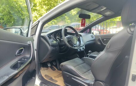 KIA cee'd GT II, 2015 год, 899 000 рублей, 10 фотография