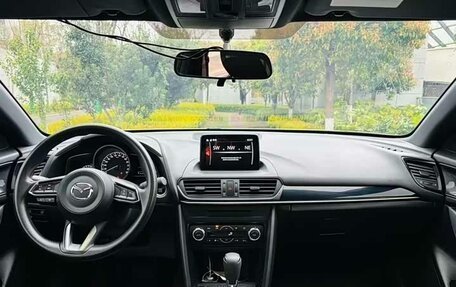 Mazda CX-4, 2023 год, 1 780 000 рублей, 10 фотография