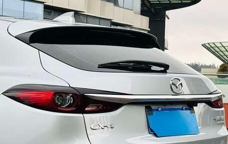 Mazda CX-4, 2023 год, 1 780 000 рублей, 8 фотография