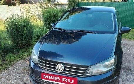 Volkswagen Polo VI (EU Market), 2015 год, 900 000 рублей, 5 фотография