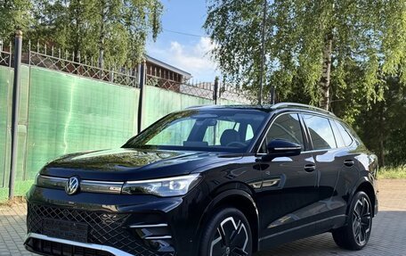 Volkswagen Tiguan, 2024 год, 6 500 000 рублей, 2 фотография