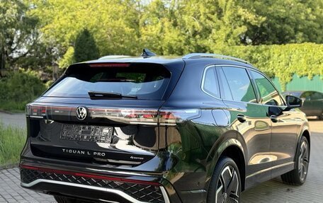 Volkswagen Tiguan, 2024 год, 6 500 000 рублей, 6 фотография